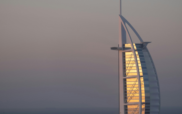 Retaining Emirati Employees: A CHRO's Playbook for GCC Nationalisation